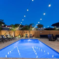 Spacious 5BR Beach House| Heated Pool, Arcade & Putting Green