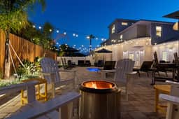 Spacious 5BR Beach House| Heated Pool, Arcade & Putting Green - Image 4