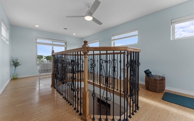 3rd floor loft - look out with cozy seating to relax in solitude and exercise area to work out. Enjoy both views of the Ocean and Intercoastal waterways